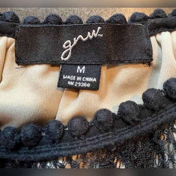 GNW Blouse Women’s Medium Black Lace Overlay Bell Sleeves Whimsigoth Fairy Witch - Picture 5 of 7